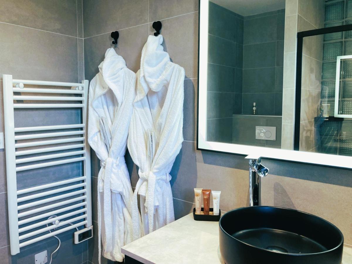 Studio&Spa La Discrète Saint-Évarzec Esterno foto
